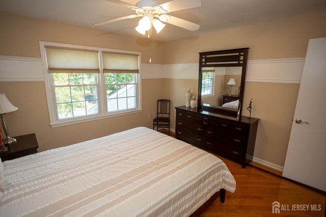 113 Woodmere Drive, Sayreville, NJ 08859