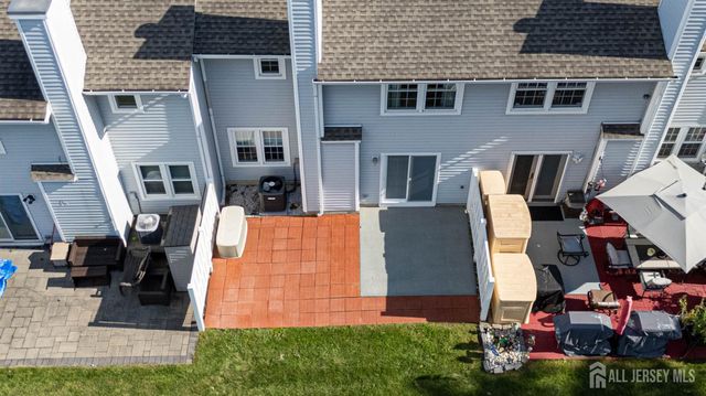 113 Woodmere Drive, Sayreville, NJ 08859