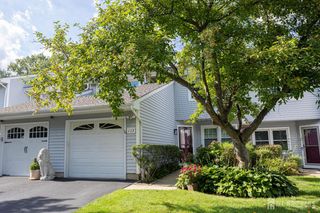113 Woodmere Drive, Sayreville, NJ 08859