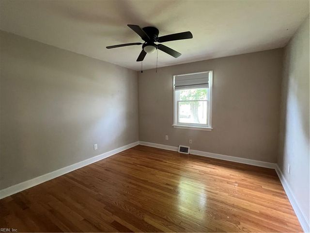 2725 Greendale AVE, Norfolk, VA 23518