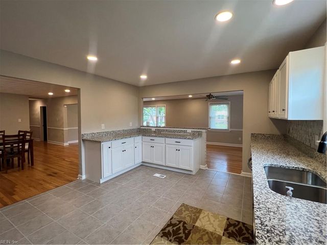 2725 Greendale AVE, Norfolk, VA 23518