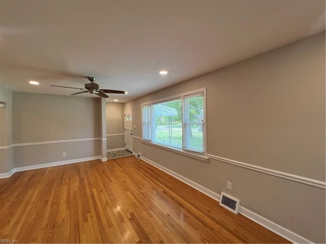 2725 Greendale AVE, Norfolk, VA 23518