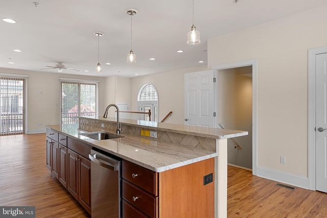101 SUTTON WAY, Newark, DE 19711