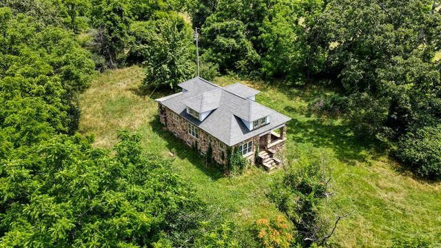5603 County Road 3250, West Plains, MO 65775