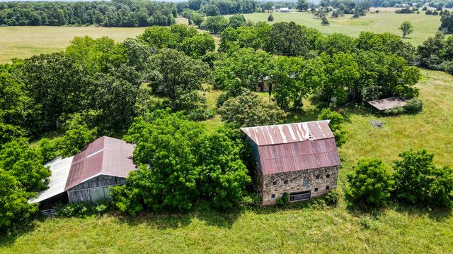 5603 County Road 3250, West Plains, MO 65775