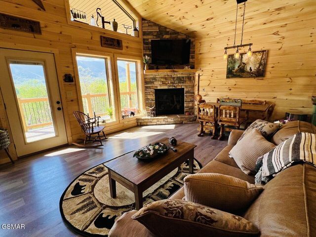 3550 Mountain Tyme Way, Sevierville, TN 37862