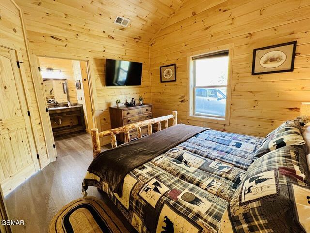 3550 Mountain Tyme Way, Sevierville, TN 37862