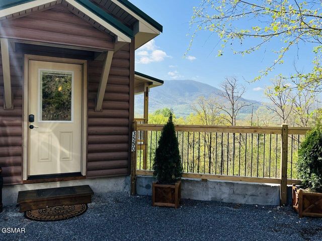 3550 Mountain Tyme Way, Sevierville, TN 37862