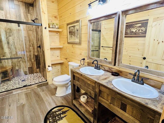 3550 Mountain Tyme Way, Sevierville, TN 37862