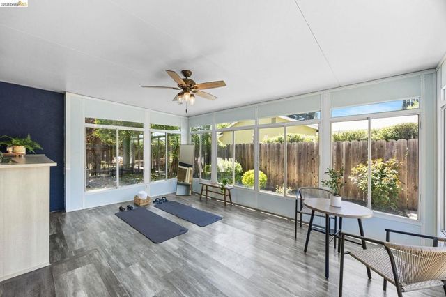 2715 Lyon Cir, Concord, CA 94518