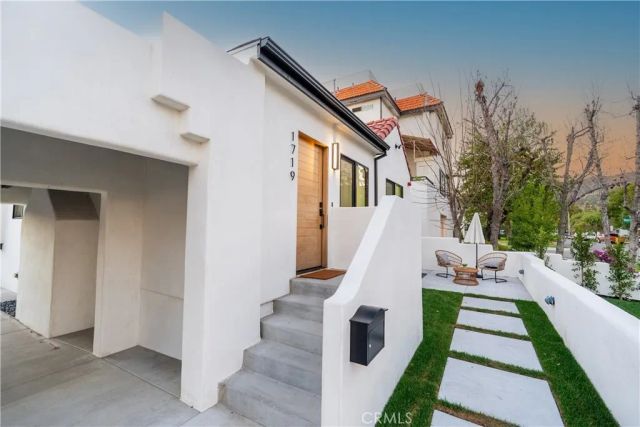 1719 Landis, Burbank, CA 91504
