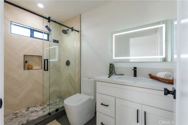 1719 Landis, Burbank, CA 91504