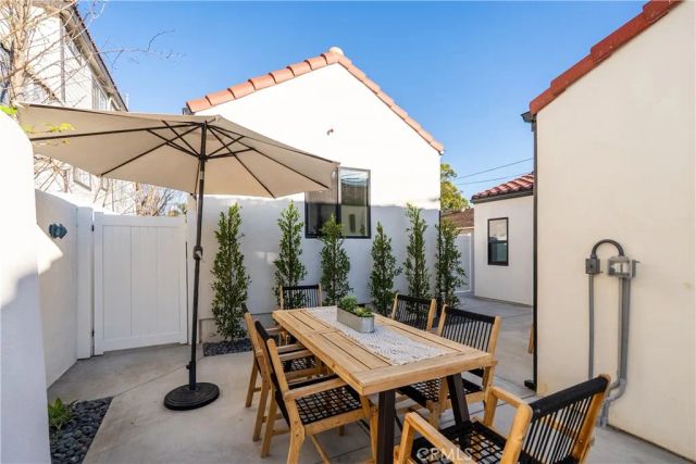 1719 Landis, Burbank, CA 91504