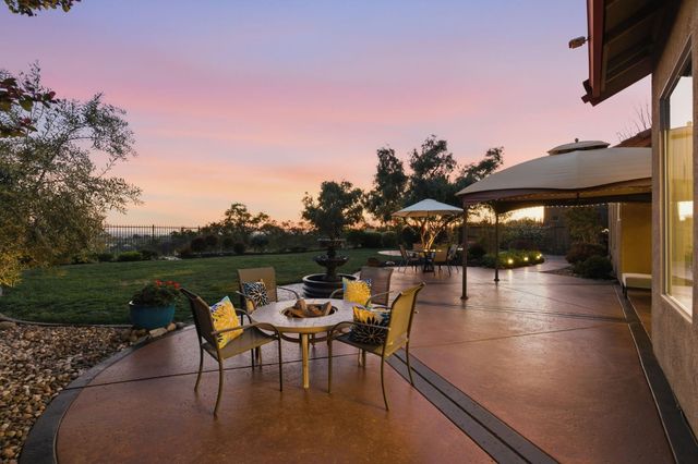 421 Fuente Pl, Lincoln, CA 95648