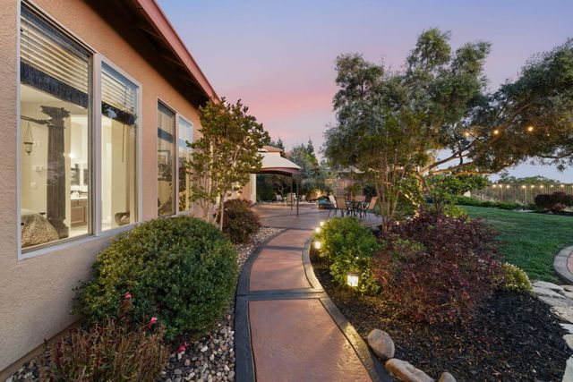 421 Fuente Pl, Lincoln, CA 95648