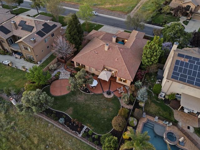 421 Fuente Pl, Lincoln, CA 95648
