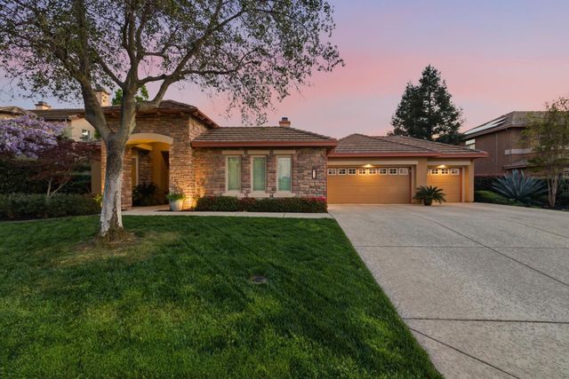 421 Fuente Pl, Lincoln, CA 95648