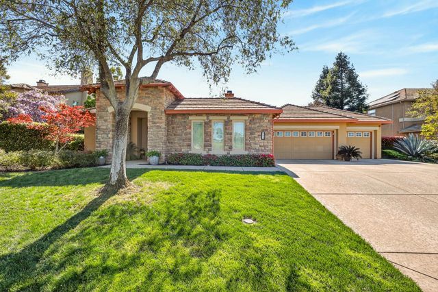 421 Fuente Pl, Lincoln, CA 95648