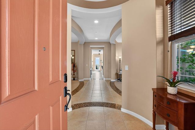 421 Fuente Pl, Lincoln, CA 95648