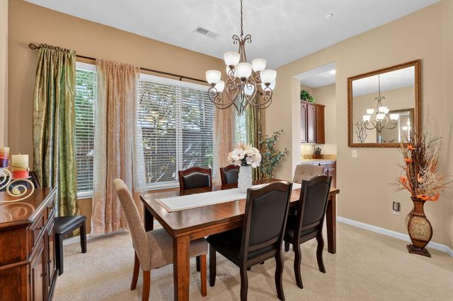 421 Fuente Pl, Lincoln, CA 95648