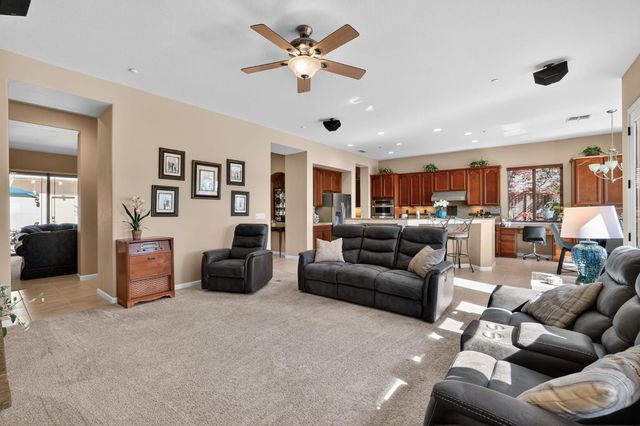 421 Fuente Pl, Lincoln, CA 95648