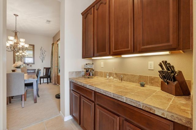 421 Fuente Pl, Lincoln, CA 95648