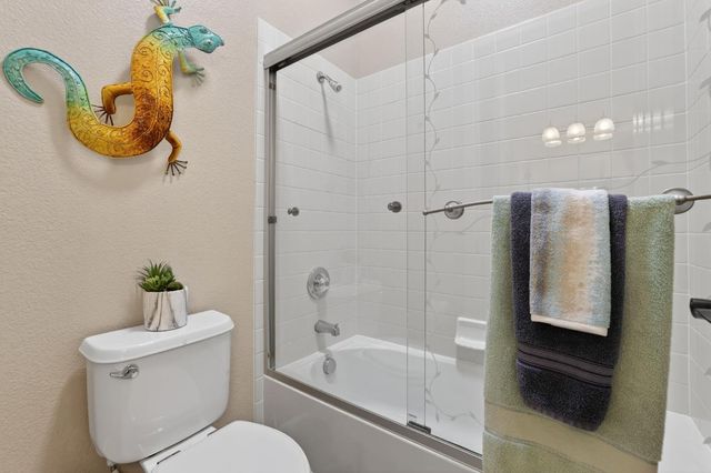 421 Fuente Pl, Lincoln, CA 95648