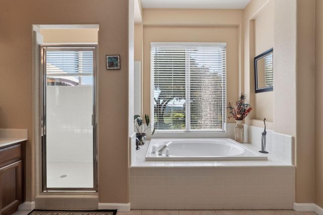 421 Fuente Pl, Lincoln, CA 95648