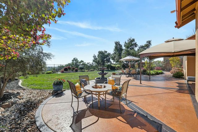 421 Fuente Pl, Lincoln, CA 95648