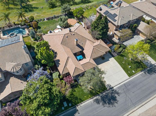 421 Fuente Pl, Lincoln, CA 95648