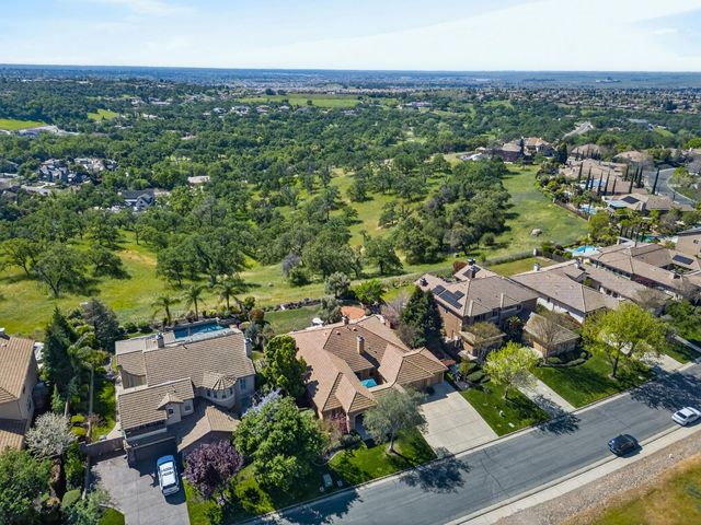 421 Fuente Pl, Lincoln, CA 95648