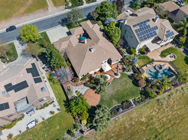 421 Fuente Pl, Lincoln, CA 95648