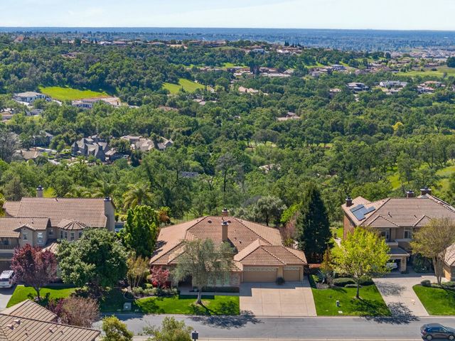 421 Fuente Pl, Lincoln, CA 95648