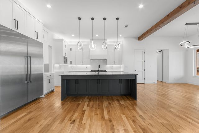 4090 Wincrest Drive, Rockwall, TX 75032