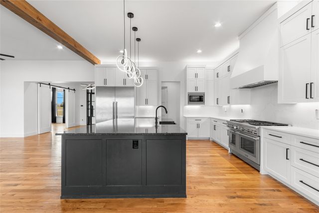 4090 Wincrest Drive, Rockwall, TX 75032