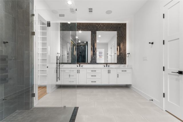 4090 Wincrest Drive, Rockwall, TX 75032