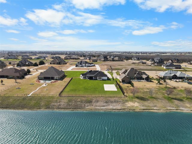 4090 Wincrest Drive, Rockwall, TX 75032