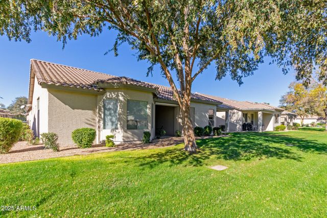 23821 S HARMONY Way, Sun Lakes, AZ 85248