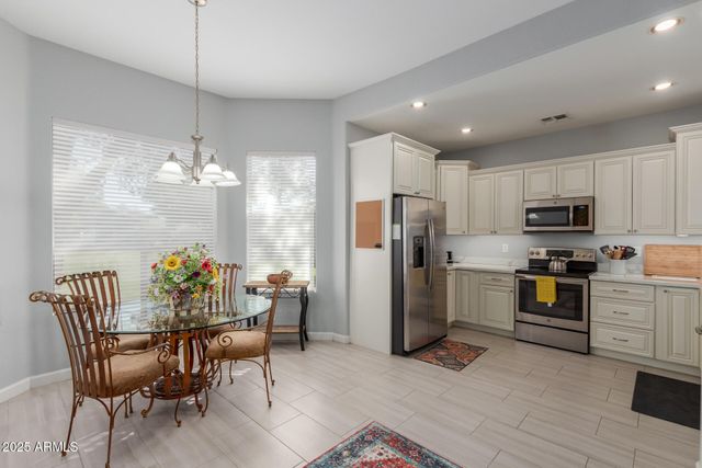 23821 S HARMONY Way, Sun Lakes, AZ 85248