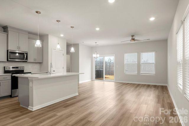 3750 County Down Avenue, Kannapolis, NC 28081