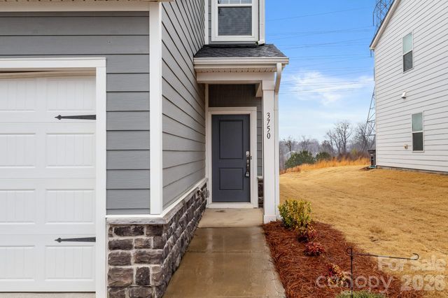 3750 County Down Avenue, Kannapolis, NC 28081