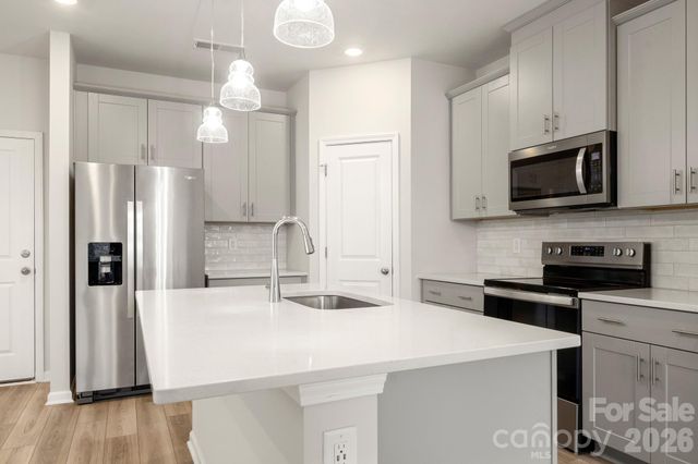 3750 County Down Avenue, Kannapolis, NC 28081