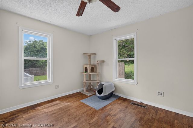 217 Fayetteville Street, Van Buren, AR 72956
