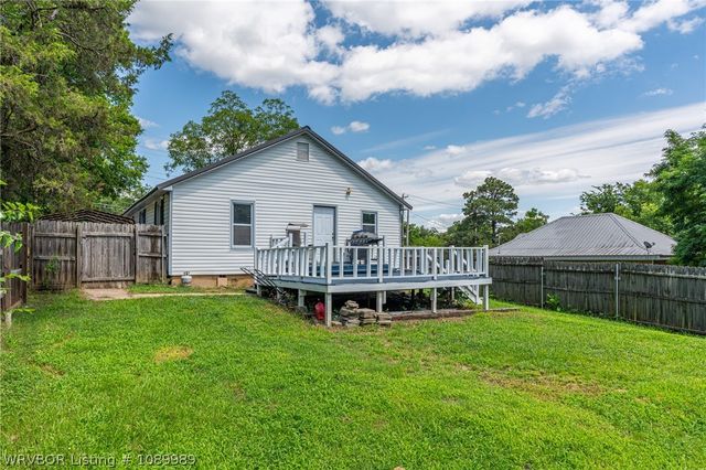 217 Fayetteville Street, Van Buren, AR 72956