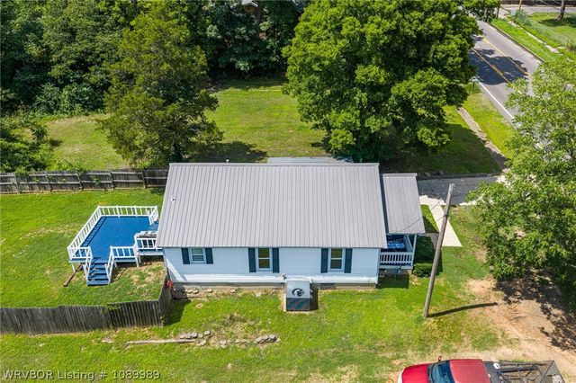 217 Fayetteville Street, Van Buren, AR 72956