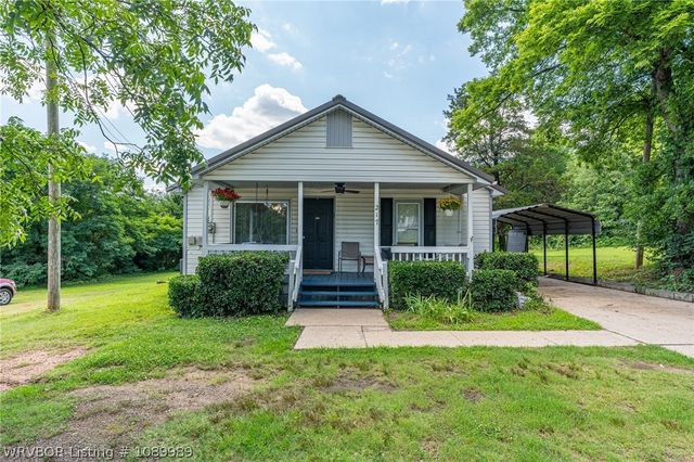 217 Fayetteville Street, Van Buren, AR 72956