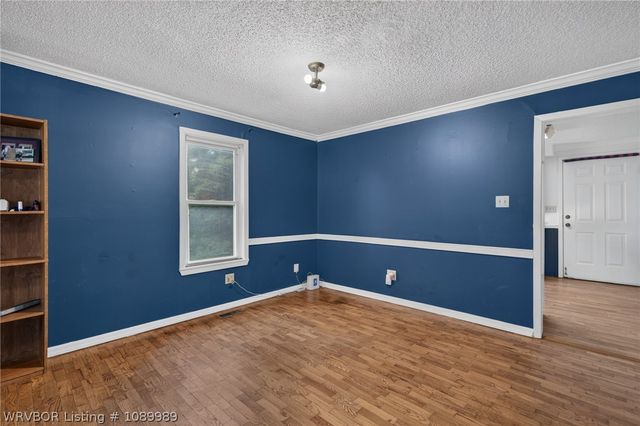 217 Fayetteville Street, Van Buren, AR 72956