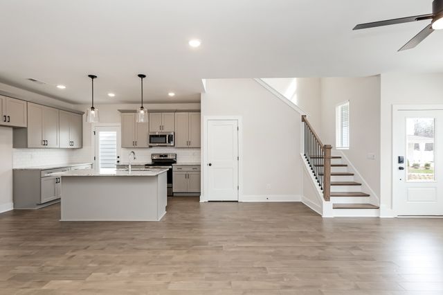 323 Jasmine Park, Hermitage, TN 37076