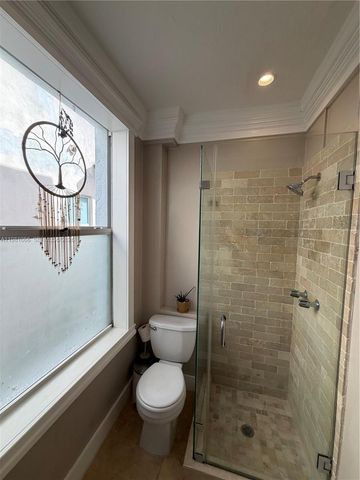 119 Menores Ave 8A, Coral Gables, FL 33134