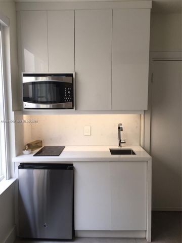 119 Menores Ave 8A, Coral Gables, FL 33134